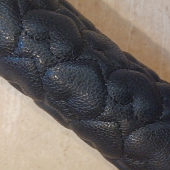 Betsey Johnson Quilted Black Heart Cylinder Travel Zipper Clutch/Cosmetic Bag - Picture 7 of 9